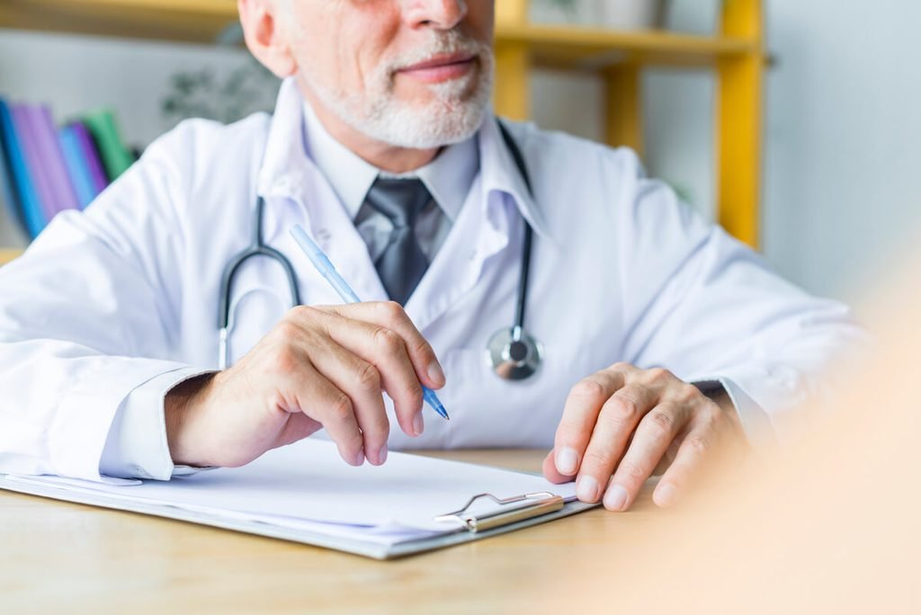 Tache violette sous l'œil : causes et quand consulter 3