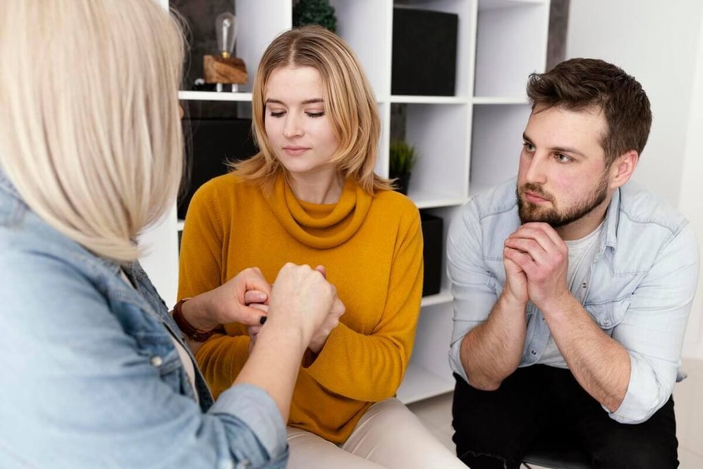 Un borderline revient-il toujours ? Cycles de rupture, peur de l'abandon et conseils 4 Entretien thérapeutique d'aide pour mieux gérer les émotions et les relations de couple.